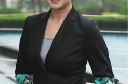 演员刘蓓,从荧幕女神到家庭幸福，演艺事业与生活平衡的典范